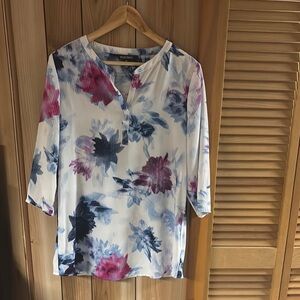 Ellen Tracy Relaxed Blue and Pink 3/4 Sleeve Blouse